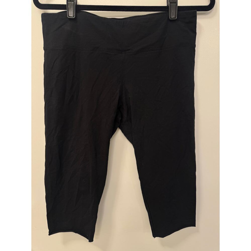 TNA Aritzia Large Black Cotton Cropped Capri Yoga Athleisure Leggings